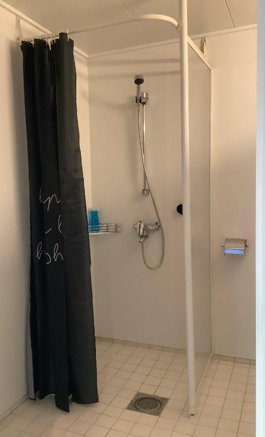 Apartment Cosy Two In With Free Parking *